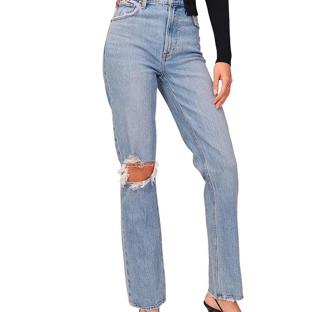 Abercrombie & Fitch Ultra High Rise 90's Straight Jean Size 31 NWT